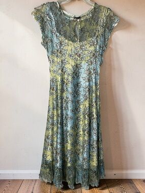 Komarov Blue and Green Floral Lace-Trim Maxi Dress